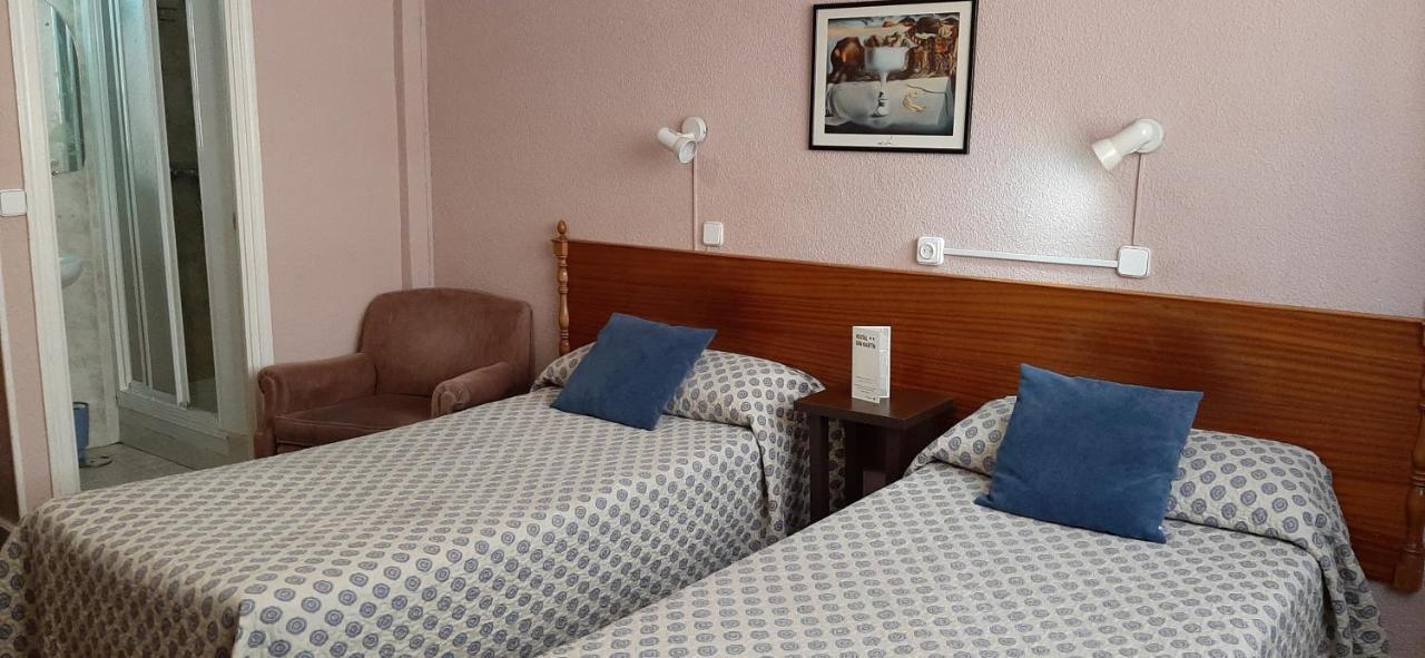 Hostal San Martin Madrid Buitenkant foto