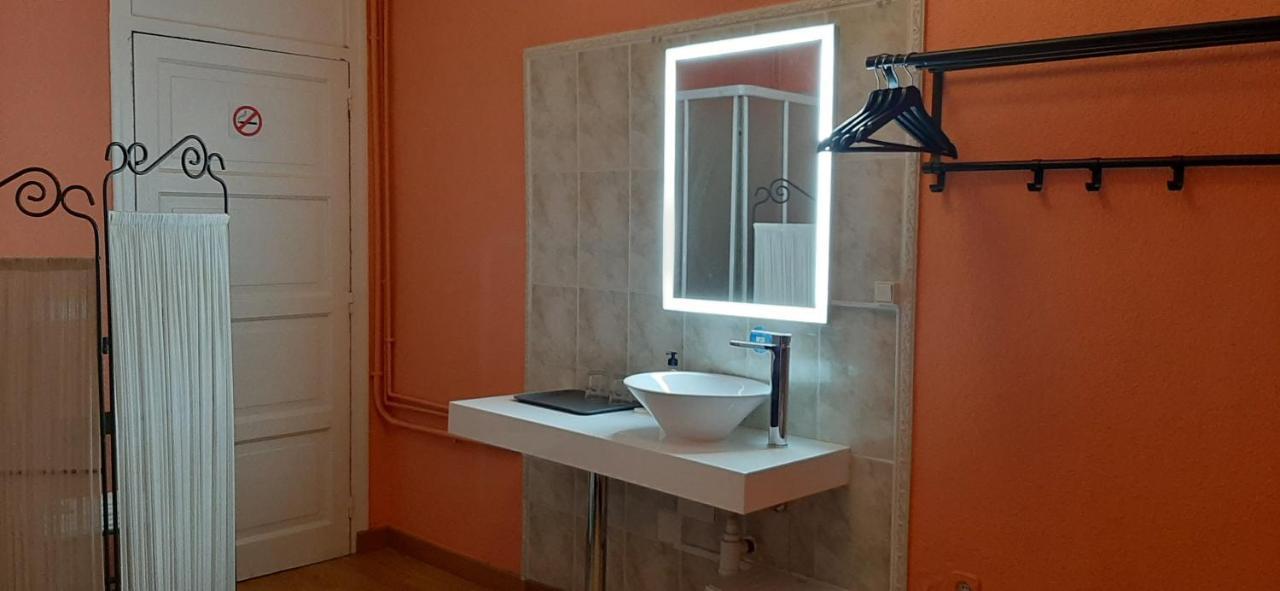 Hostal San Martin Madrid Buitenkant foto