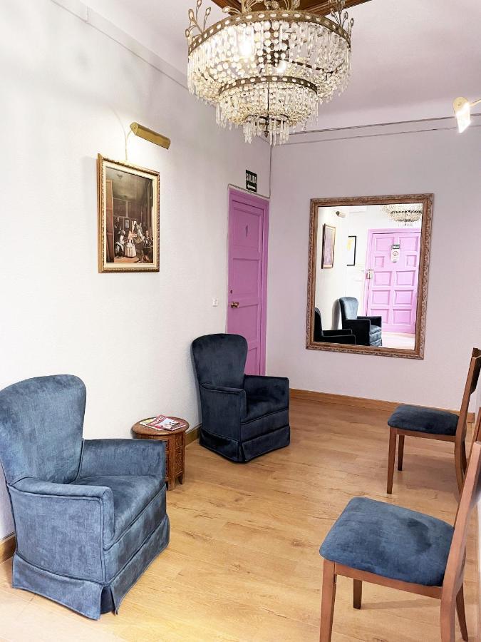 Hostal San Martin Madrid Buitenkant foto