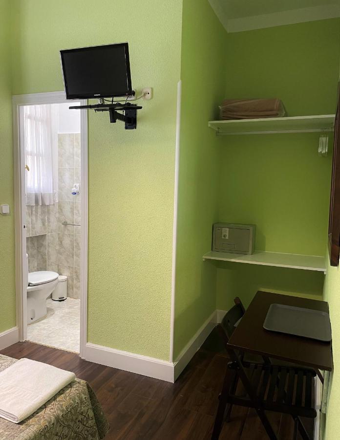 Hostal San Martin Madrid Buitenkant foto